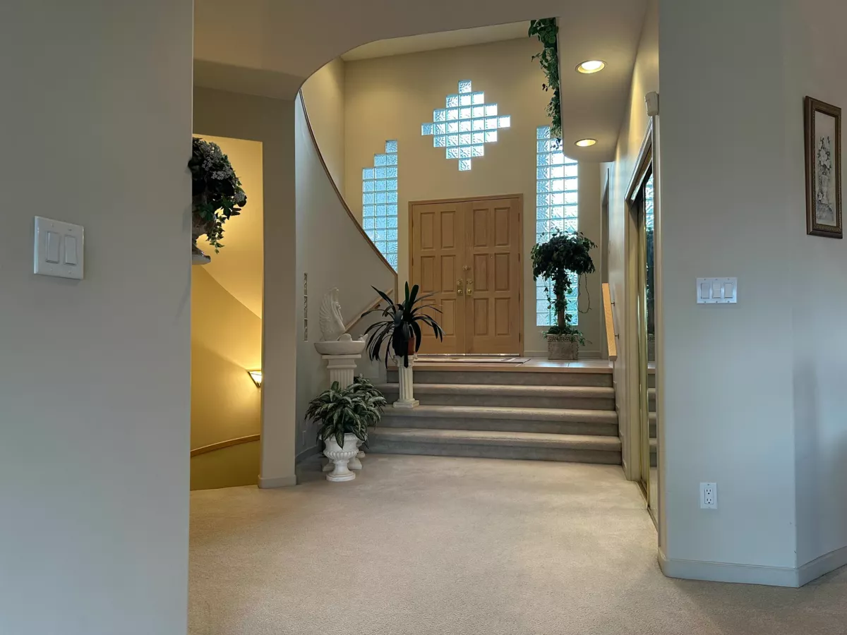 Living Room Photo of 2777 Nadina Drive, Coquitlam, BC