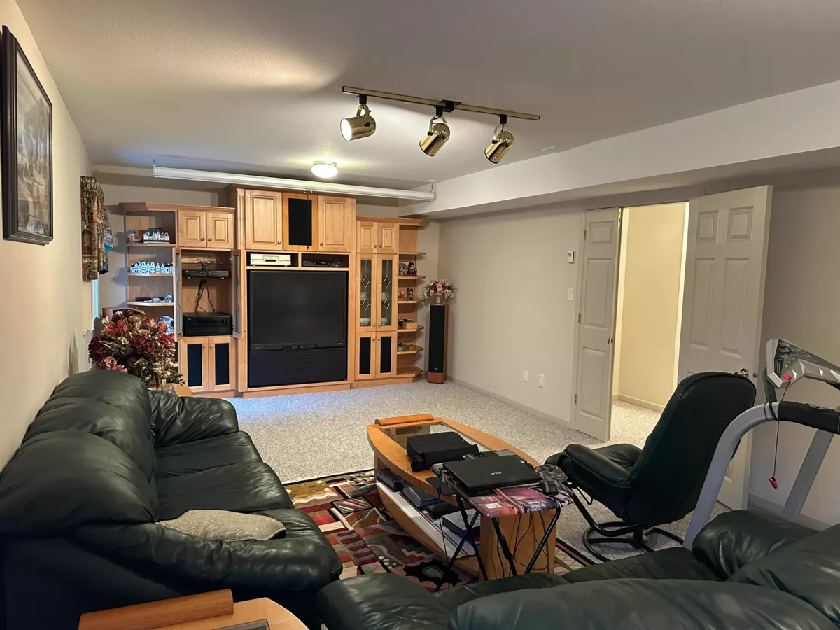 Office / Den Photo of 2777 Nadina Drive, Coquitlam, BC