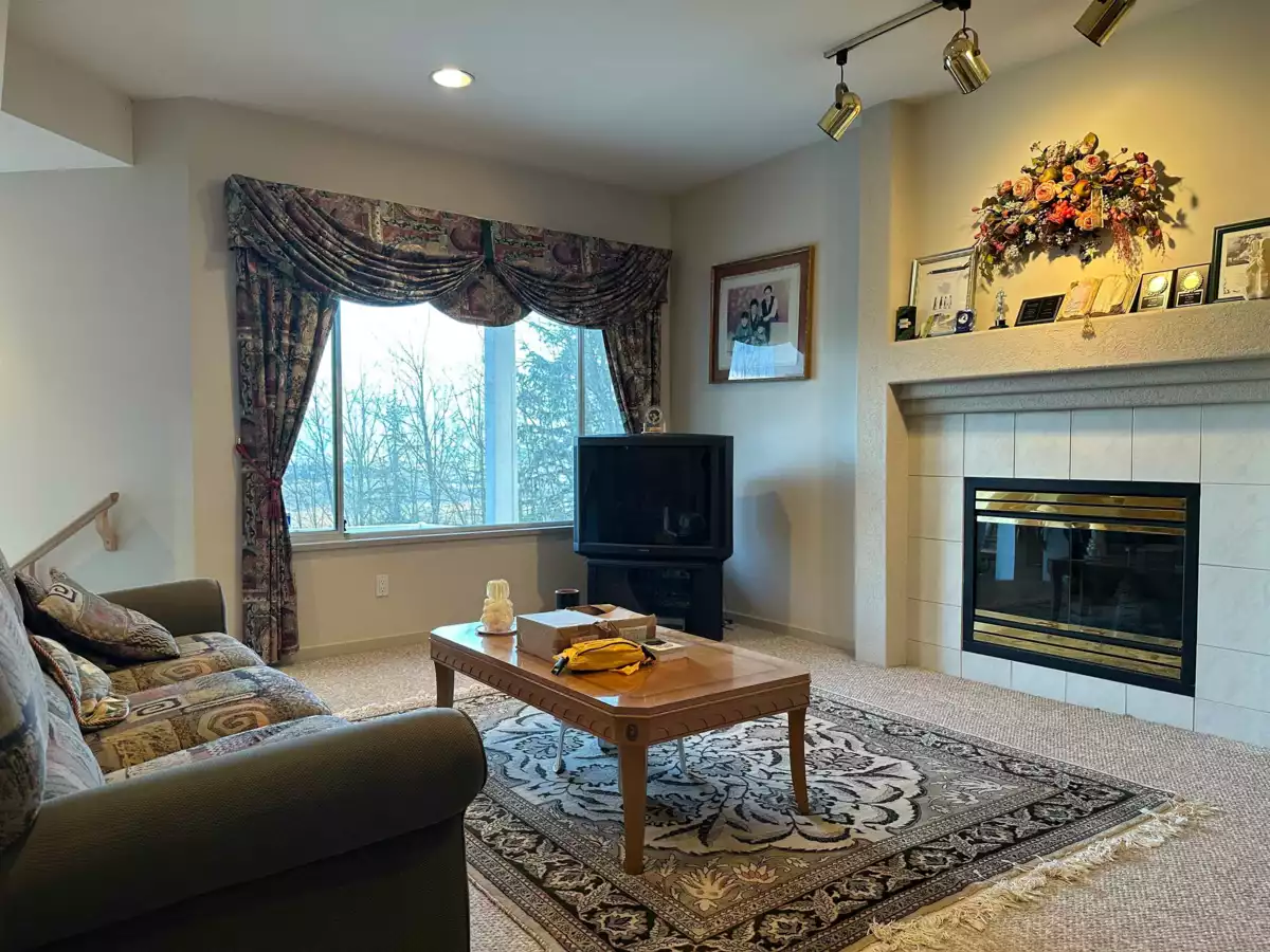 Primary Bathroom Photo of 2777 Nadina Drive, Coquitlam, BC