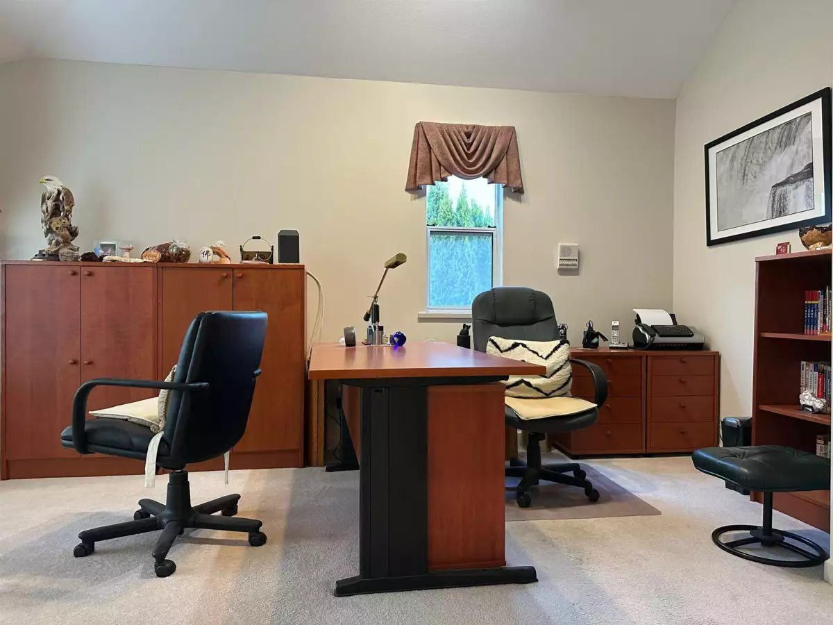 Walk-In Closet Photo of 2777 Nadina Drive, Coquitlam, BC