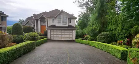 2777 Nadina Drive, Coquitlam, BC, Coquitlam East — 5 bed single family residence for sale