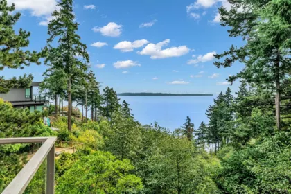 Fitness Center Photo Near 14104 Marine Drive, White Rock, BC