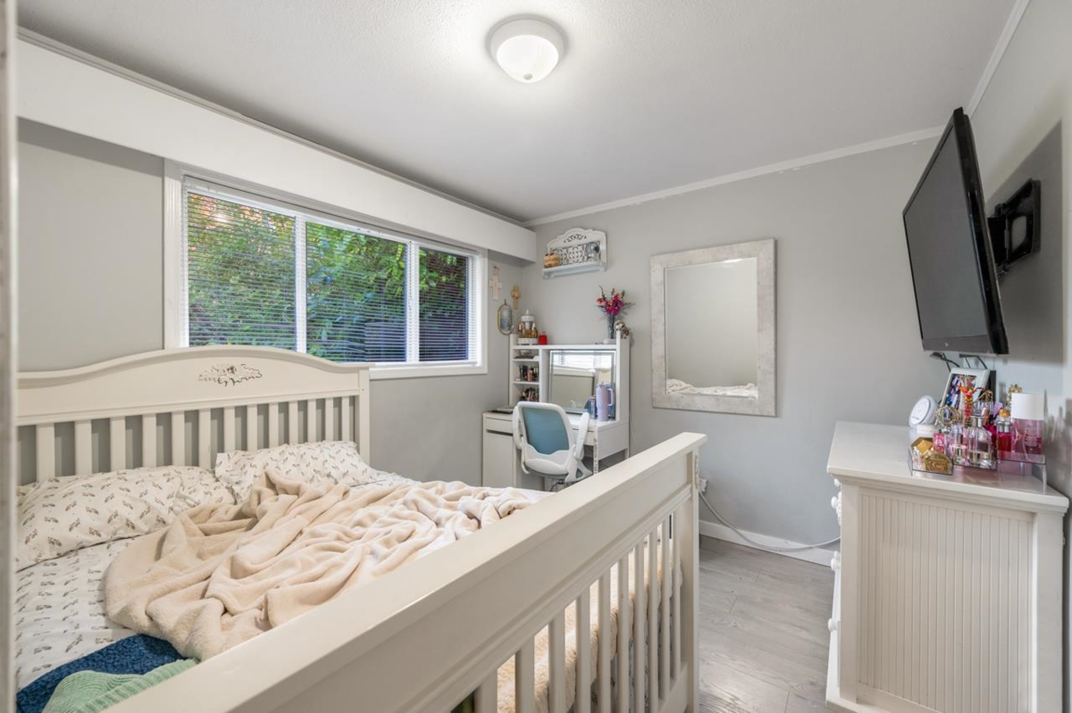 Bedroom 3 Photo of 2155 Prairie Avenue, Port Coquitlam, BC