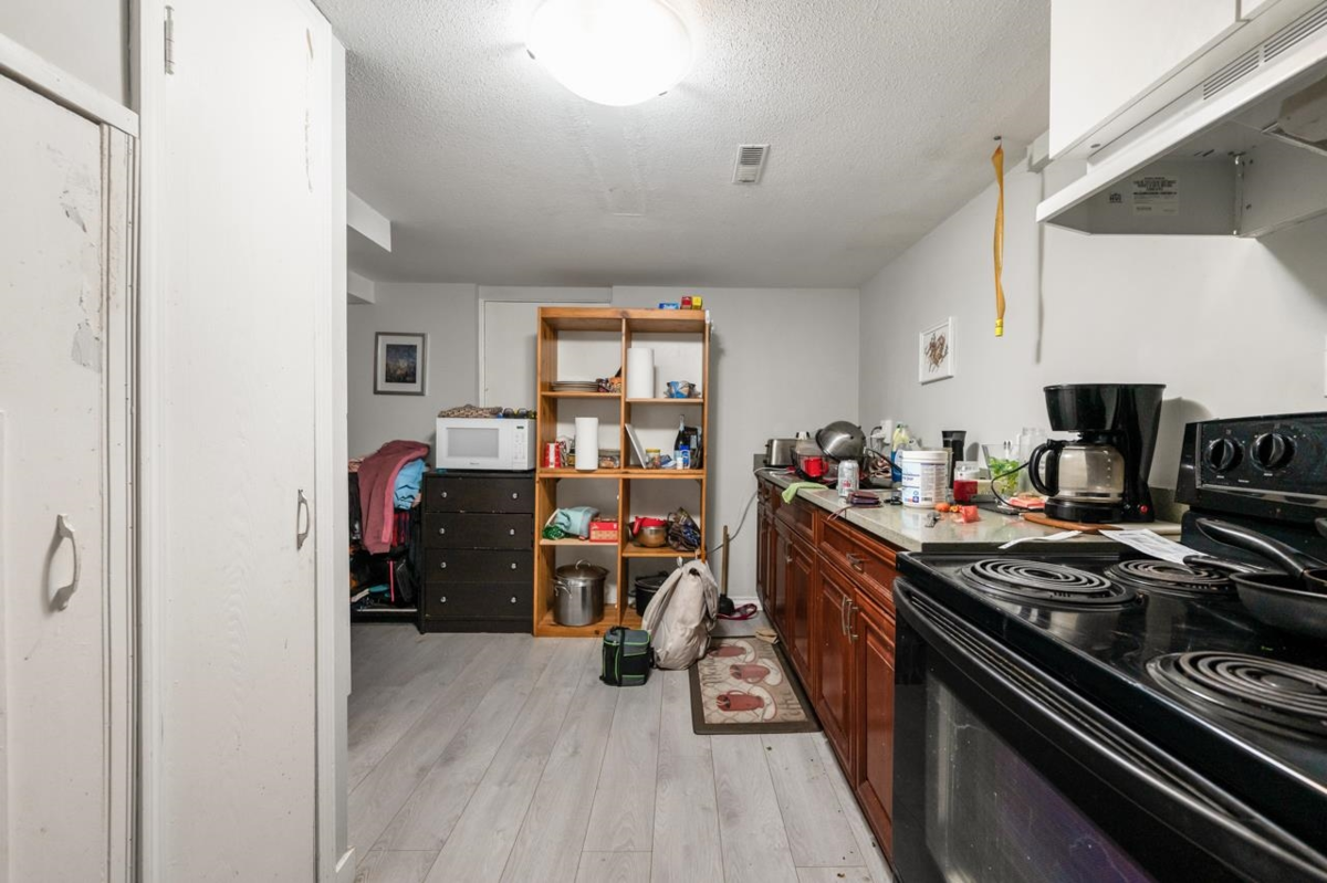 Laundry Room Photo of 2155 Prairie Avenue, Port Coquitlam, BC