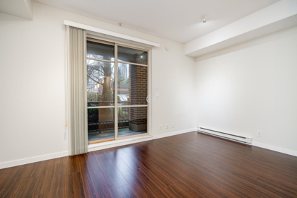Breakfast Nook Photo of 117 10499 University Drive, Surrey, BC