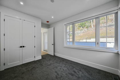 Entry Foyer Photo of 33950 Parr Avenue, Mission, BC