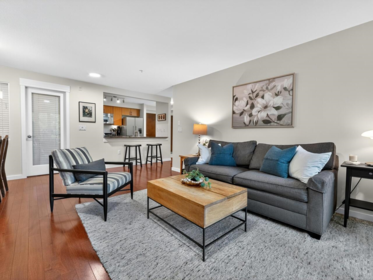 Breakfast Nook Photo of 206 2096 W 46th Avenue, Vancouver, BC