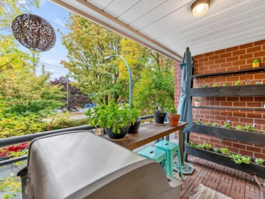 Kitchen Island Photo of 206 2096 W 46th Avenue, Vancouver, BC
