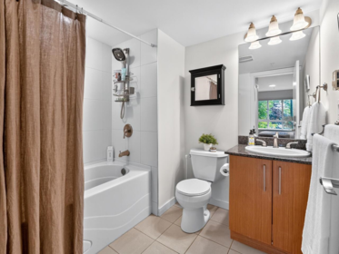 Laundry Room Photo of 206 2096 W 46th Avenue, Vancouver, BC