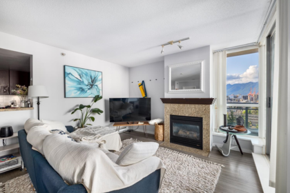 1002 120 Milross Avenue, Vancouver, BC