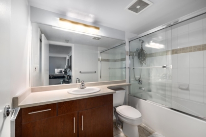 Powder Room Photo of 1002 120 Milross Avenue, Vancouver, BC
