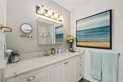 Powder Room Photo of 202 1488 Merklin Street, White Rock, BC