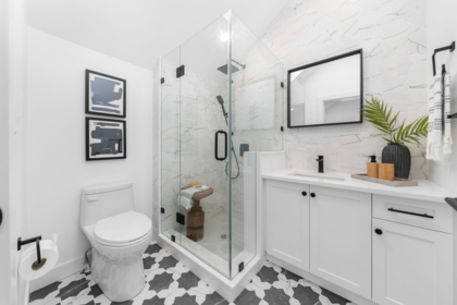 Mudroom Photo of 2528 Mcgill Street, Vancouver, BC