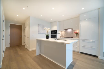 1711 5608 Berton Avenue, Vancouver, BC, Vancouver — Apartment/Condo for sale