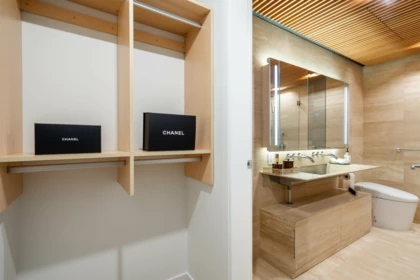 Powder Room Photo of 3403 1568 Alberni Street, Vancouver, BC