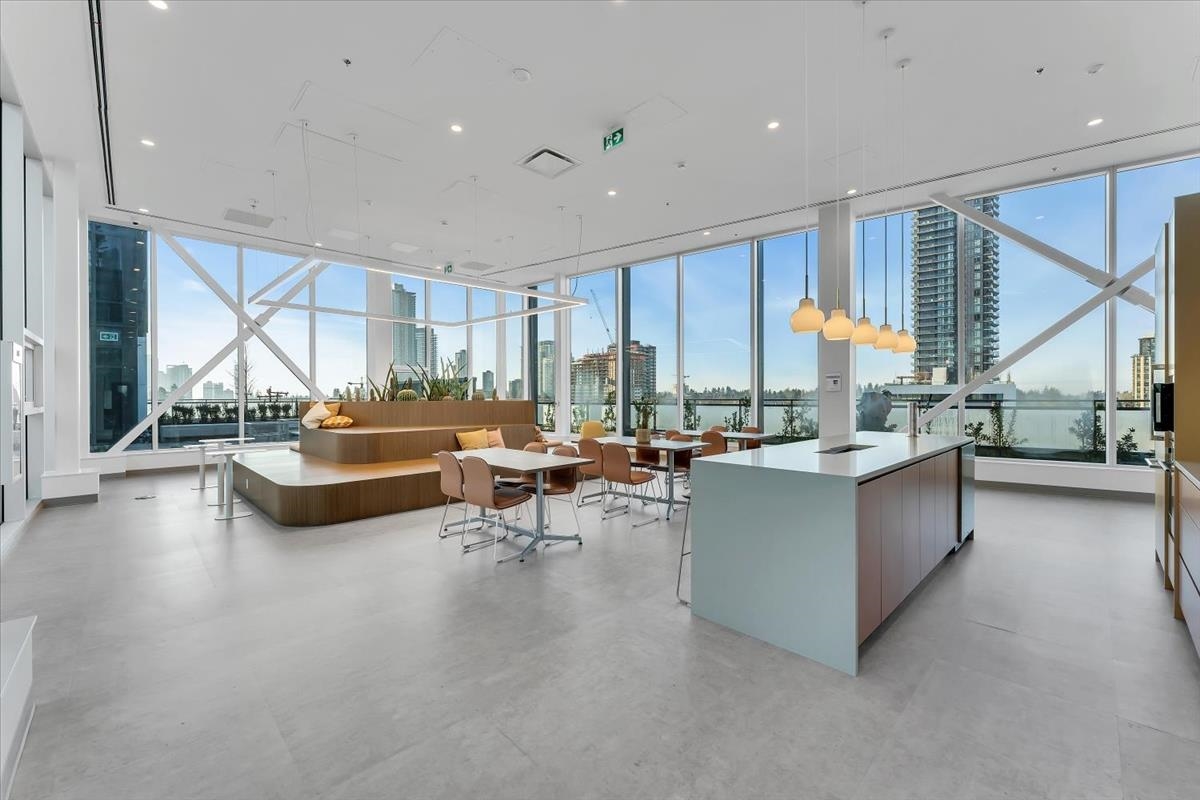 Powder Room Photo of 1212 13675 107a Avenue, Surrey, BC