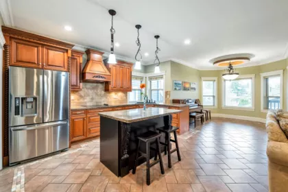 7307 2nd Street, Burnaby, BC