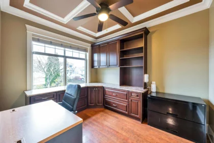Mudroom Photo of 7307 2nd Street, Burnaby, BC