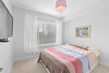 Kitchen Photo of 57 16336 23a Avenue, Surrey, BC