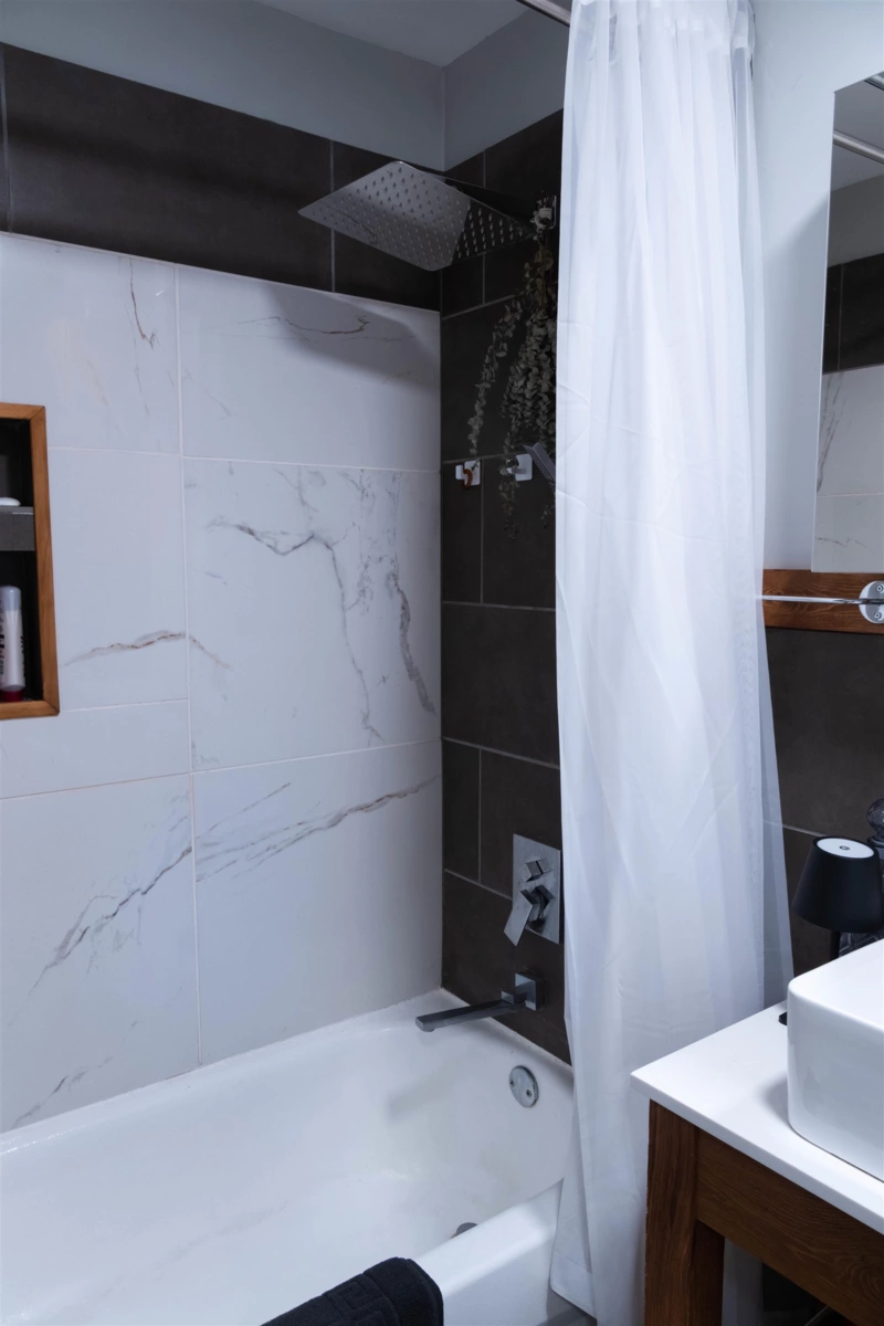 Basement Recreation Room Photo of 545 Main Street, Pemberton, BC