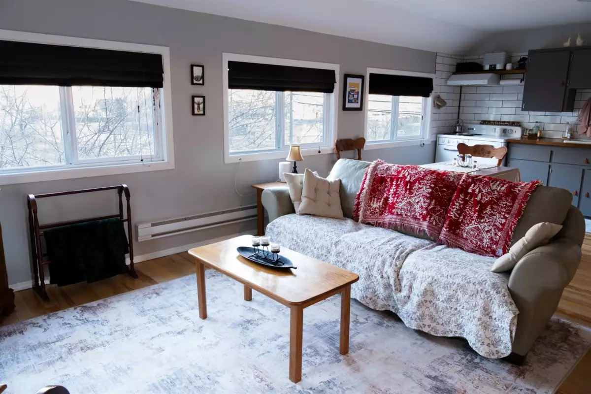 Entry Foyer Photo of 545 Main Street, Pemberton, BC