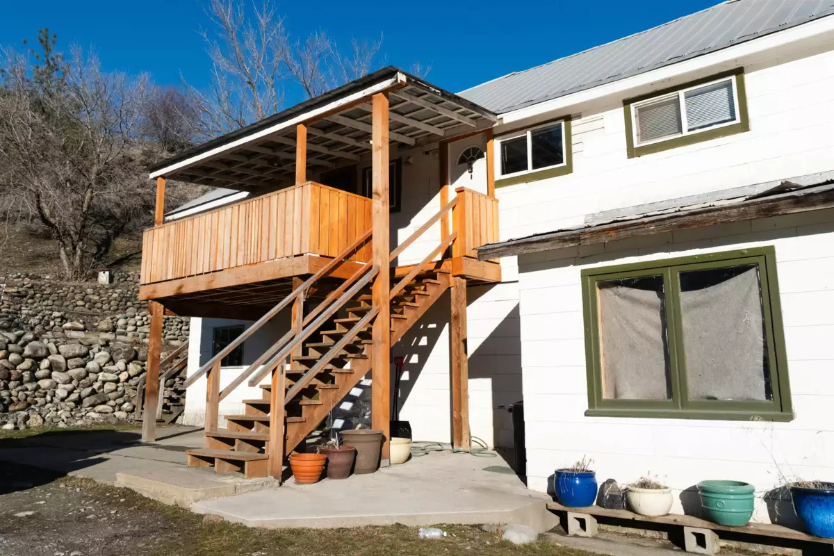 Family Room Photo of 545 Main Street, Pemberton, BC