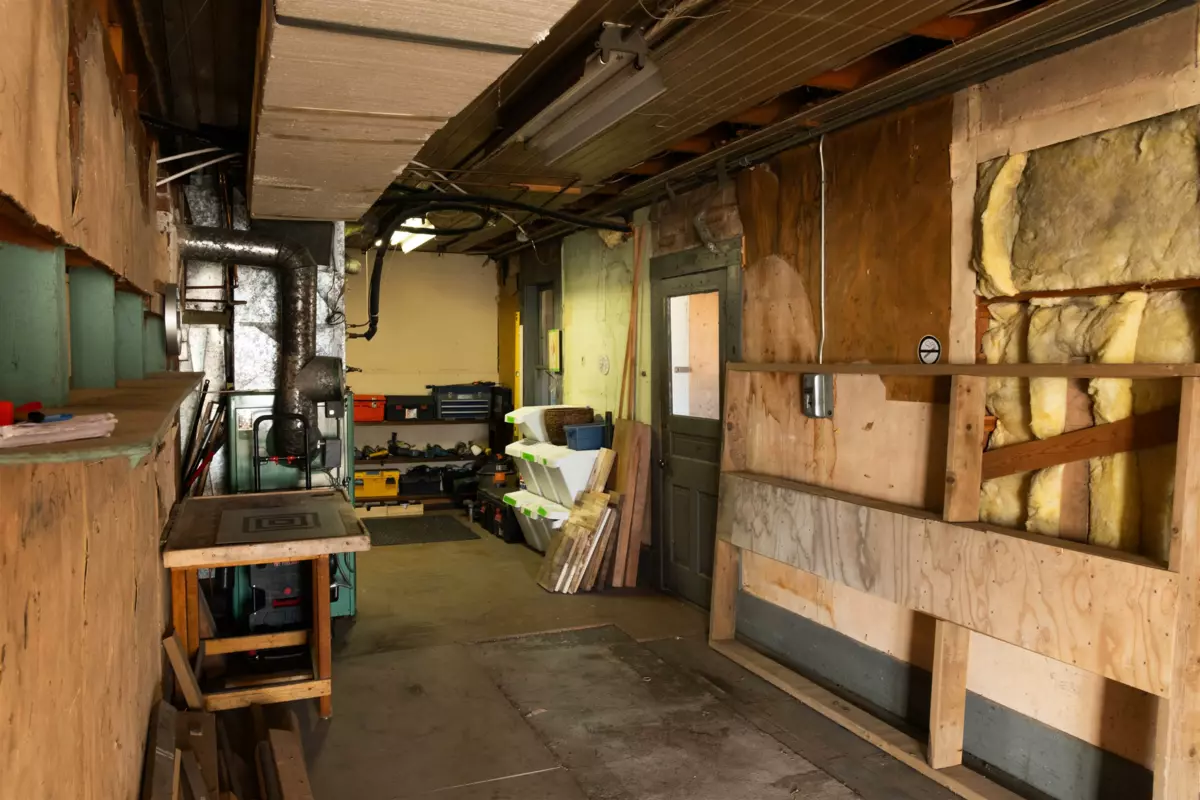 Walk-In Closet Photo of 545 Main Street, Pemberton, BC