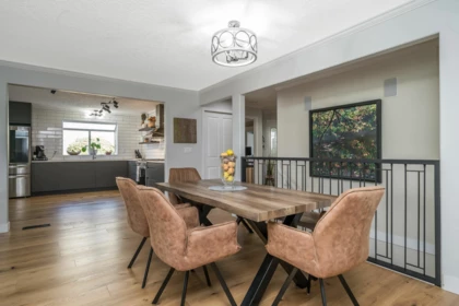 Kitchen Island Photo of 79 4001 Old Clayburn Road, Abbotsford, BC