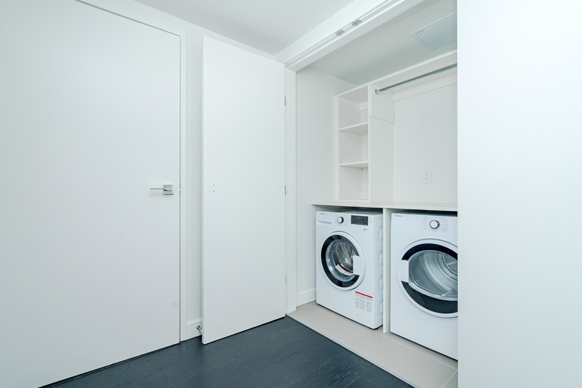 Mudroom Photo of 2703 1111 Richards Street, Vancouver, BC