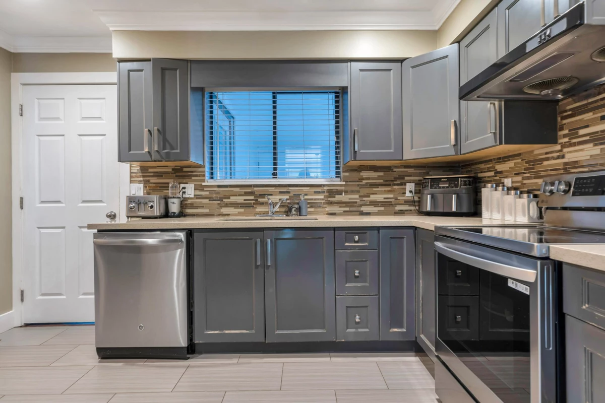 Bedroom 3 Photo of 38276 Myrtlewood Crescent, Squamish, BC