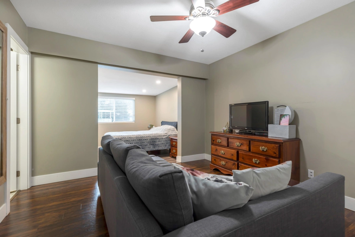 Entry Foyer Photo of 38276 Myrtlewood Crescent, Squamish, BC