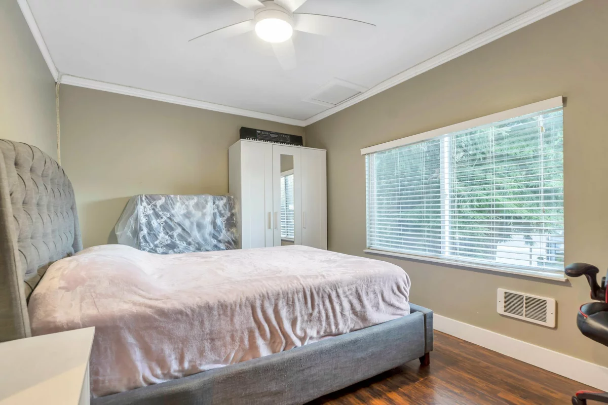Guest Bathroom Photo of 38276 Myrtlewood Crescent, Squamish, BC