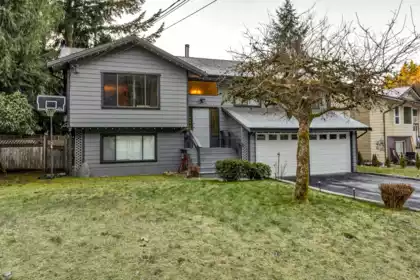 38276 Myrtlewood Crescent, Squamish, BC, Squamish — Single Family Residence for sale