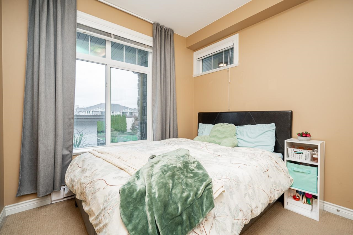 Walk-In Closet Photo of 201 9108 Mary Street, Chilliwack, BC