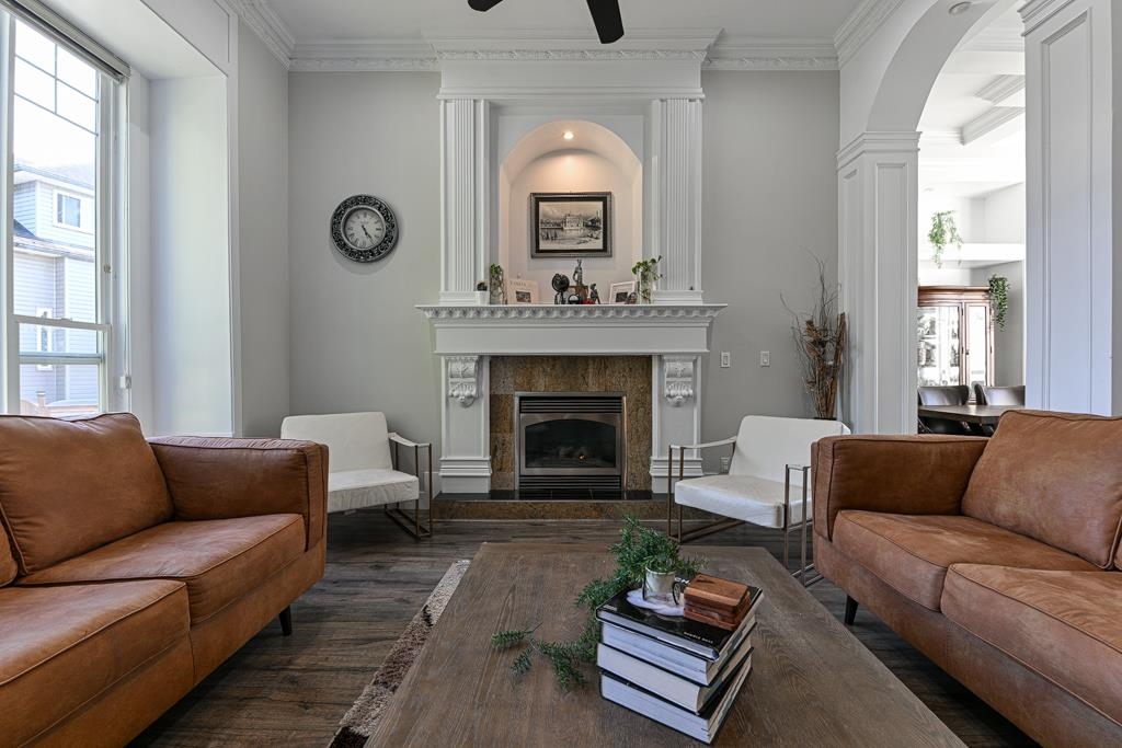 Primary Bathroom Photo of 27733 Signal Court, Abbotsford, BC