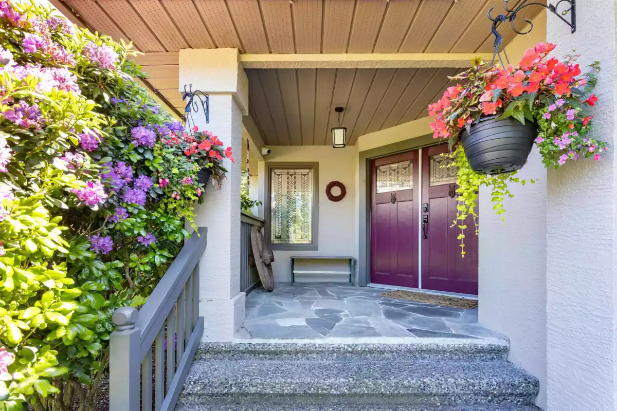 Breakfast Nook Photo of 8531 Bannister Drive, Mission, BC
