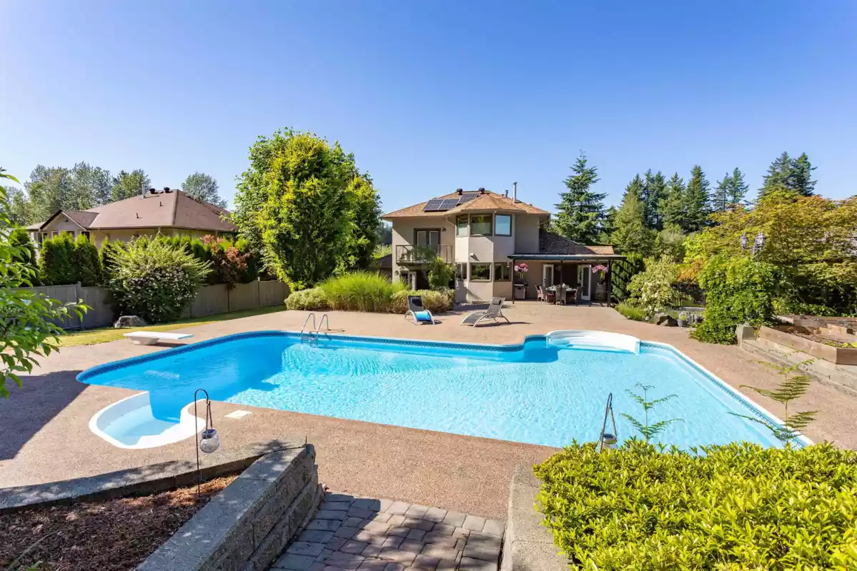 Living Room Photo of 8531 Bannister Drive, Mission, BC