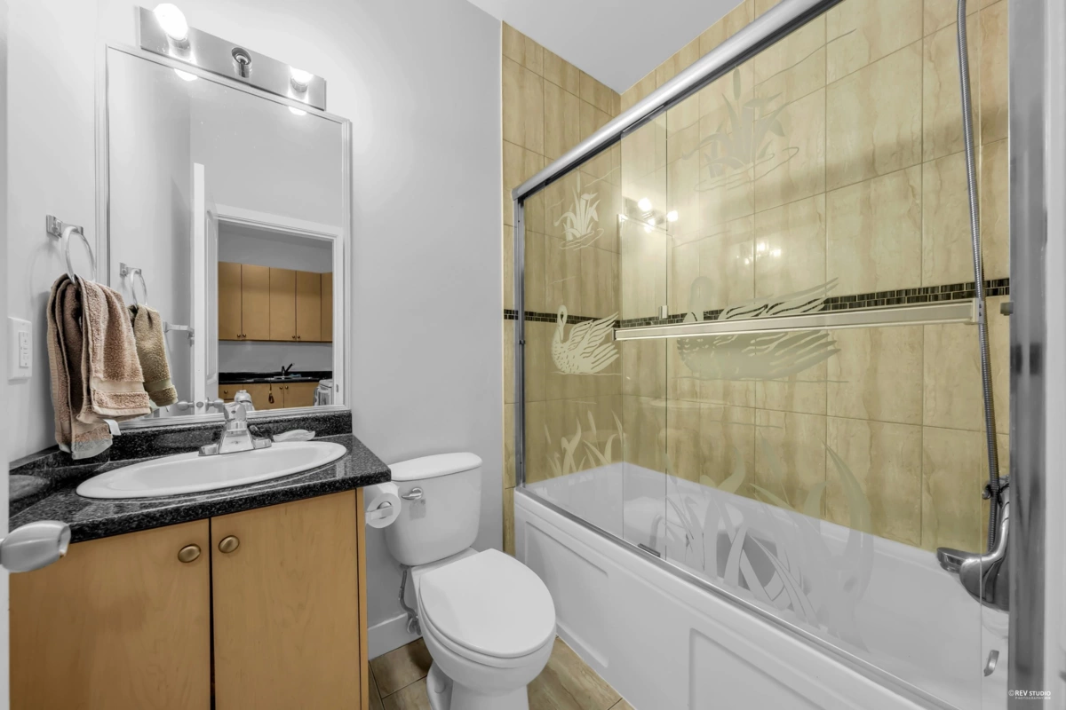 Garden / Landscaping Photo of 312 Strand Avenue, New Westminster, BC