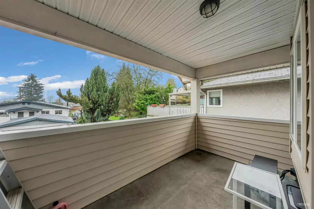 Powder Room Photo of 312 Strand Avenue, New Westminster, BC