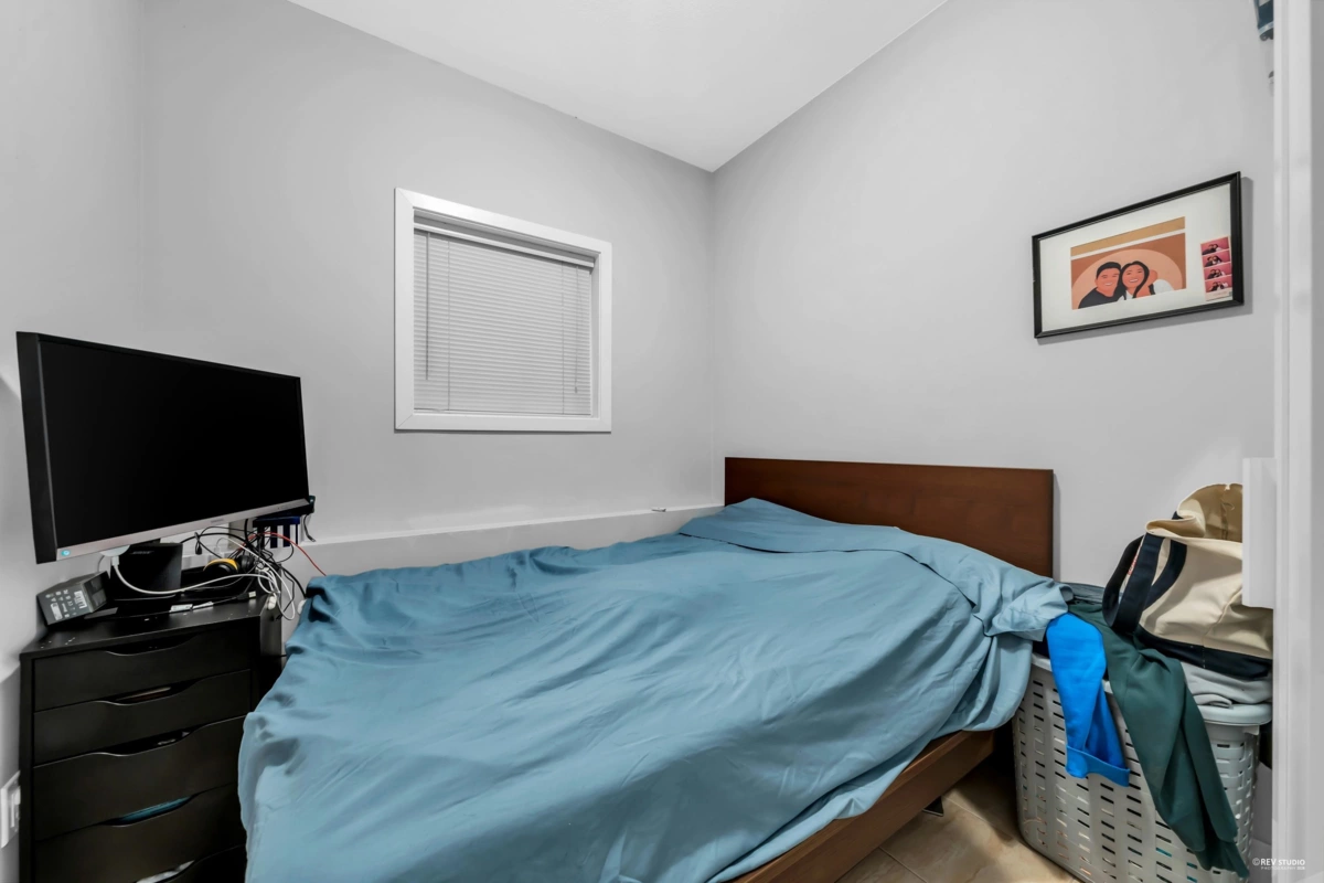 Staircase Photo of 312 Strand Avenue, New Westminster, BC