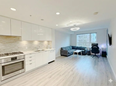 209 9233 Odlin Road, Richmond, BC