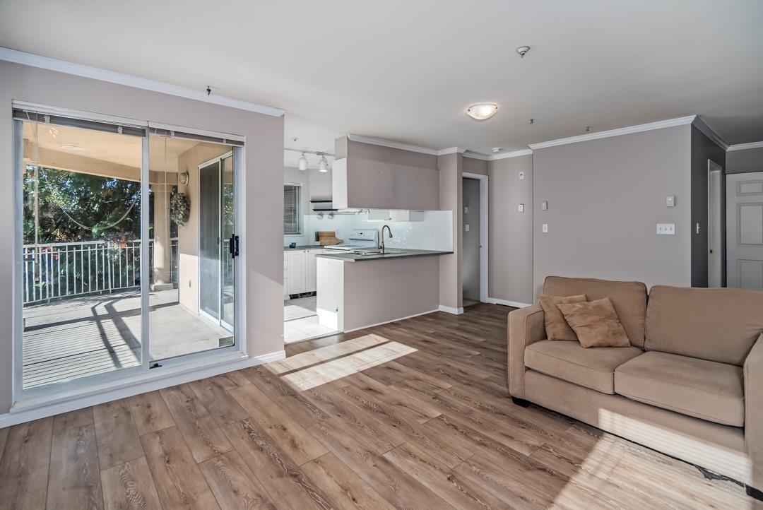 Pantry Photo of 203 13733 74 Avenue, Surrey, BC