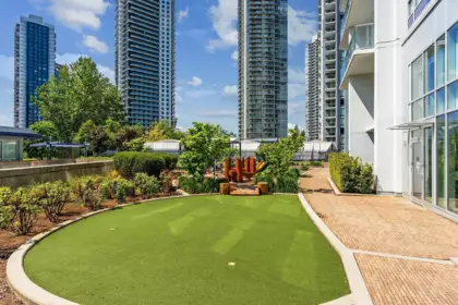 Front Yard Photo of 301 13696 100 Avenue, Surrey, BC