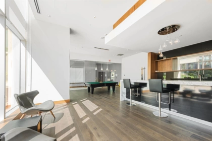 Hallway Photo of 301 13696 100 Avenue, Surrey, BC