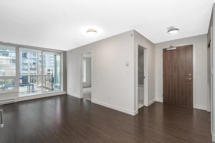 Kitchen Island Photo of 301 13696 100 Avenue, Surrey, BC
