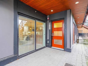 2488 E 34th Avenue, Vancouver, BC