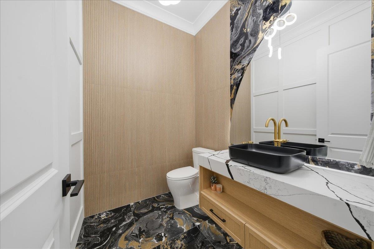 Basement Recreation Room Photo of 821 Porter Street, Coquitlam, BC