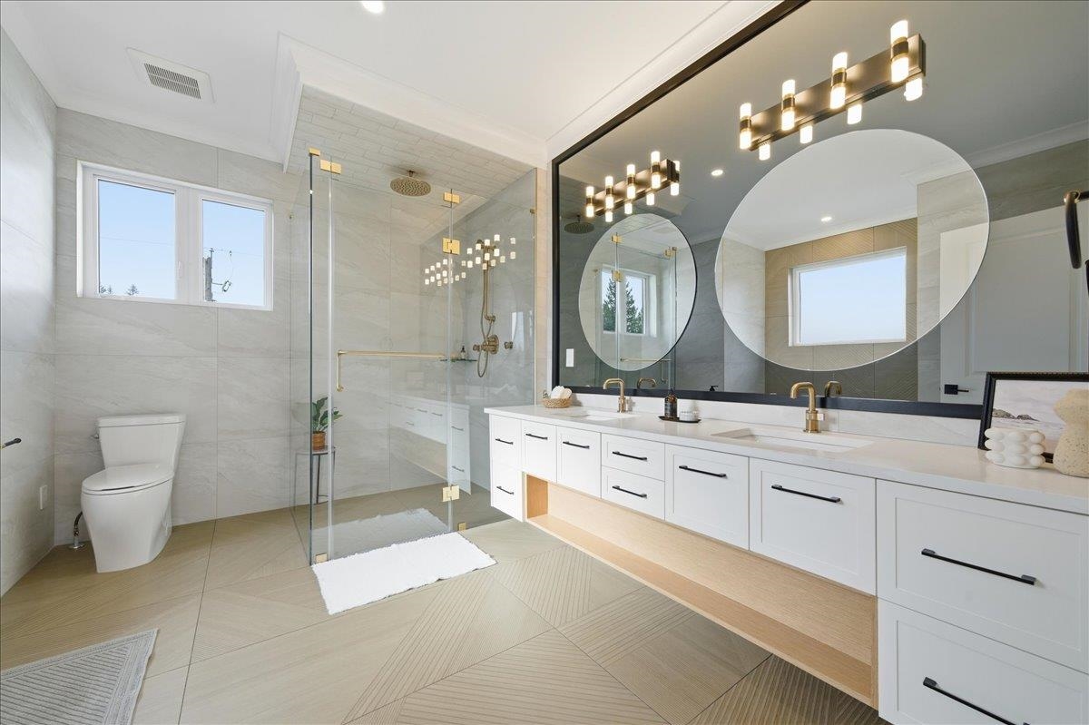 Hot Tub / Spa Photo of 821 Porter Street, Coquitlam, BC