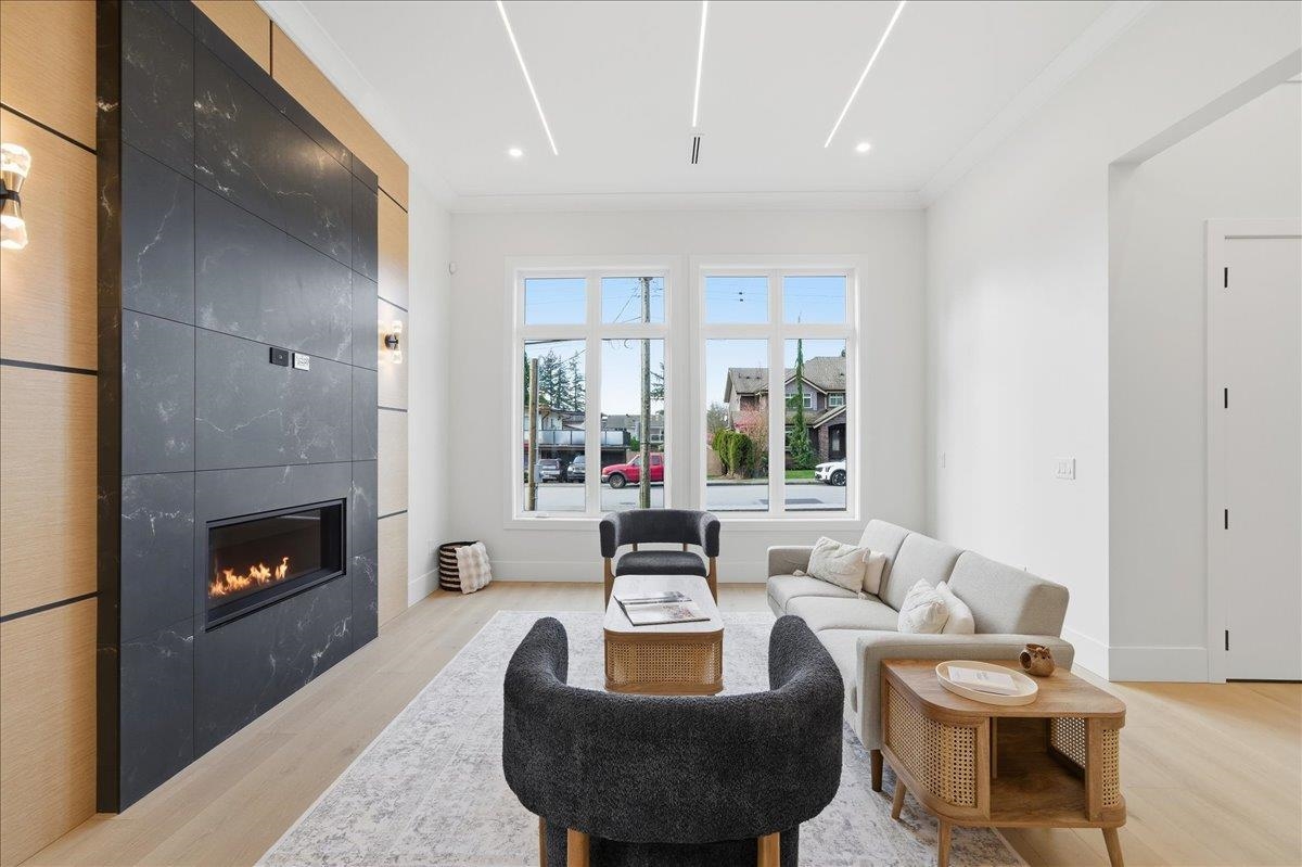Kitchen Island Photo of 821 Porter Street, Coquitlam, BC