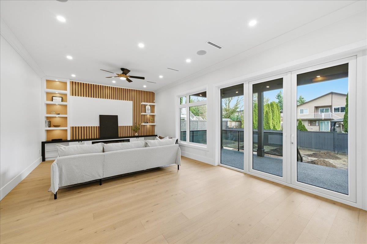 Powder Room Photo of 821 Porter Street, Coquitlam, BC